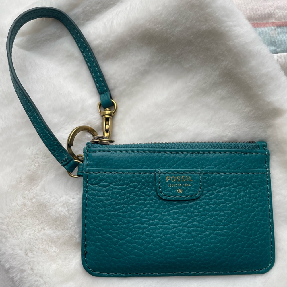 NWOT fossil wallet wristlet teal